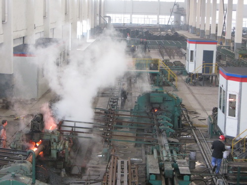 丽水无缝钢管厂家生产车间